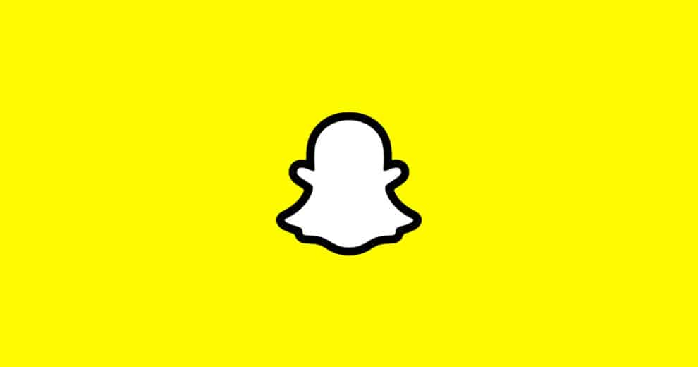 Snapchat down black screen camera