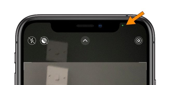 Hidden Features: Green dot iOS 14 iPhone