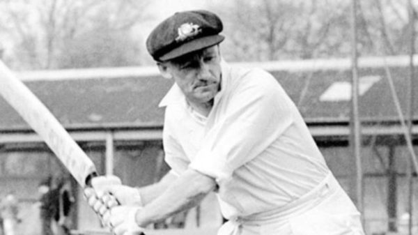 Top 10 Best Cricketers Of All Time: Bradman