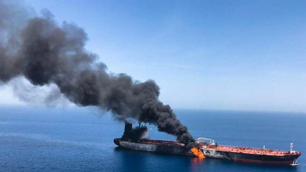 oil tanker saudi arabia red sea attacked