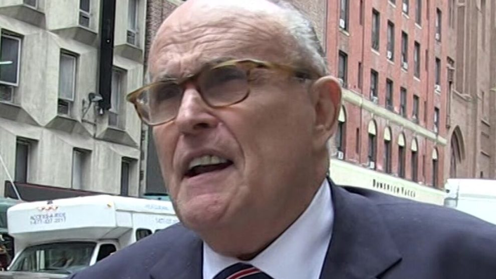 FBI Giuliani apartment raid