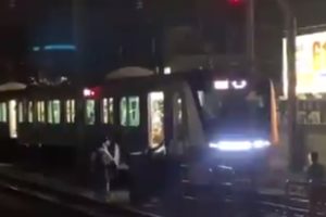 stabbing tokyo train