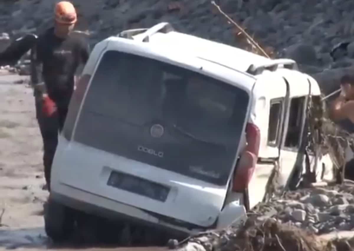 turkey flash floods