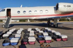 brazil police 1.3 tons cocaine turkish acm air jet
