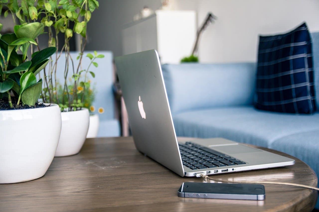 Apple increases prices MacBook and iPad