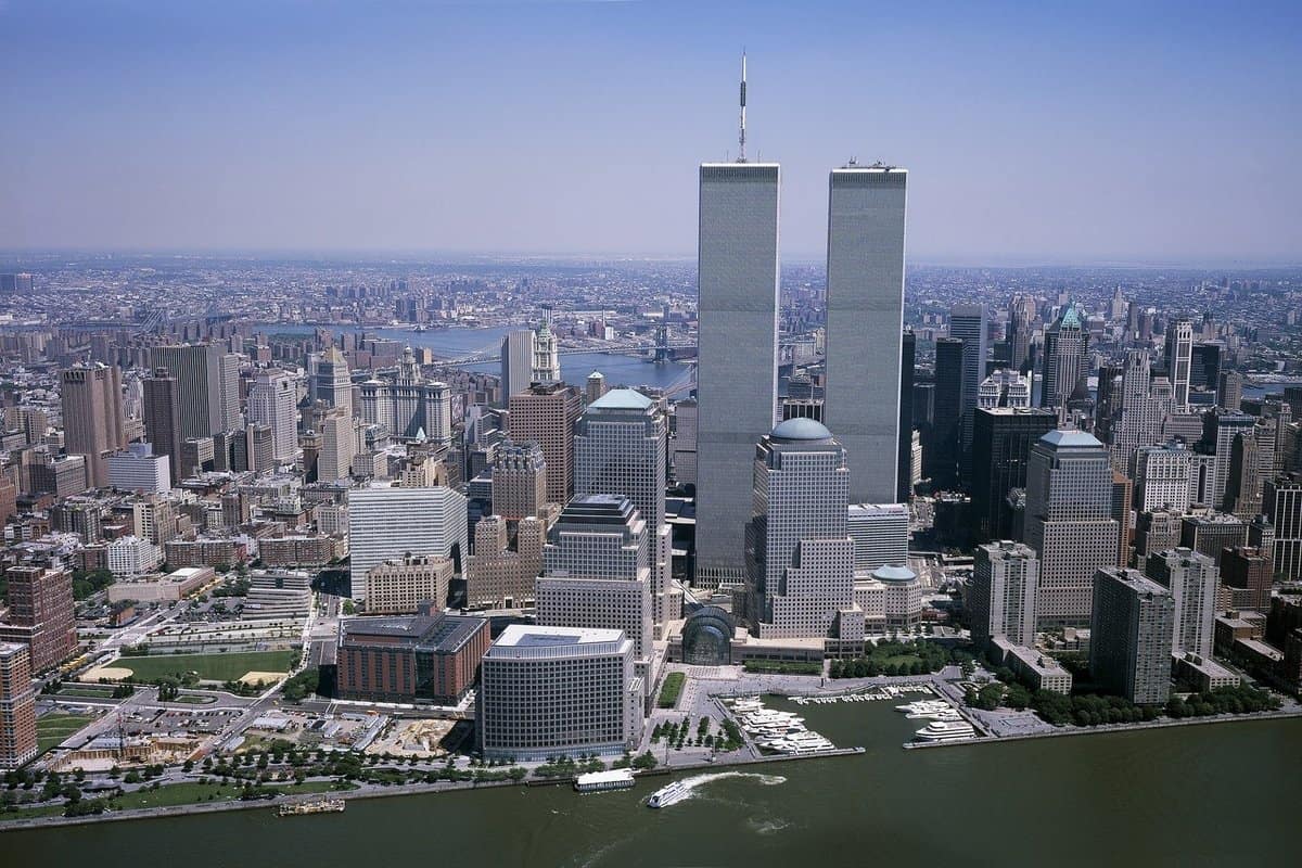 New York releases reams of documents on post-9/11 air toxicity