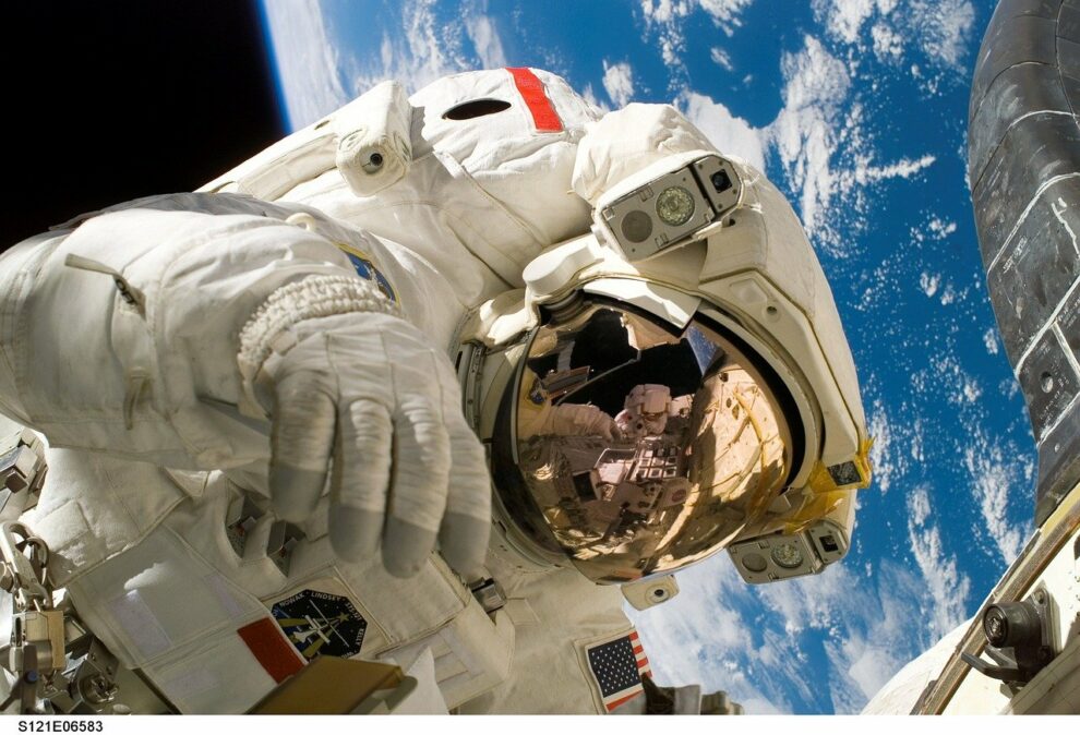 US astronaut, Russian cosmonauts blast off to ISS: Roscosmos