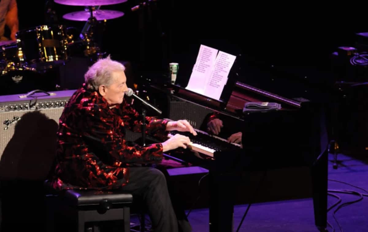 Pioneering rocker Jerry Lee Lewis dead at 87: publicist