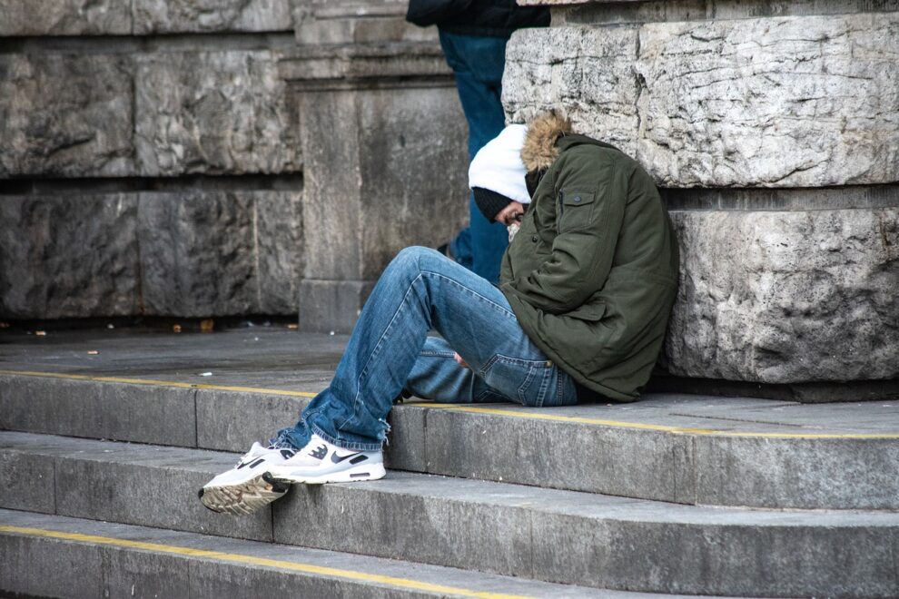London mayor calls for govt help as homelessness jumps