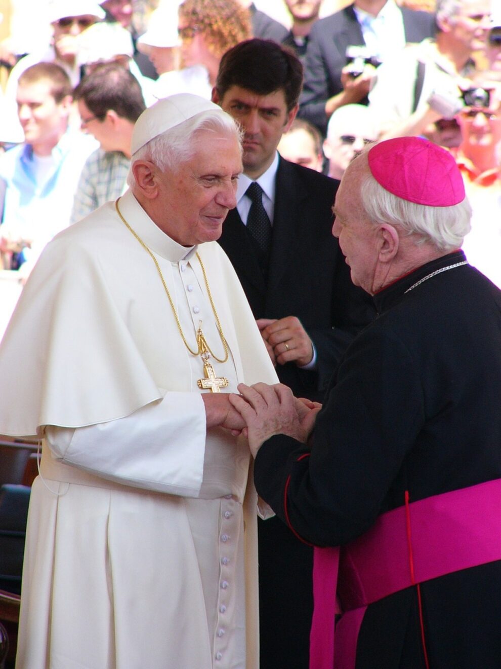 Ex-pope Benedict is 'lucid', condition stable: Vatican