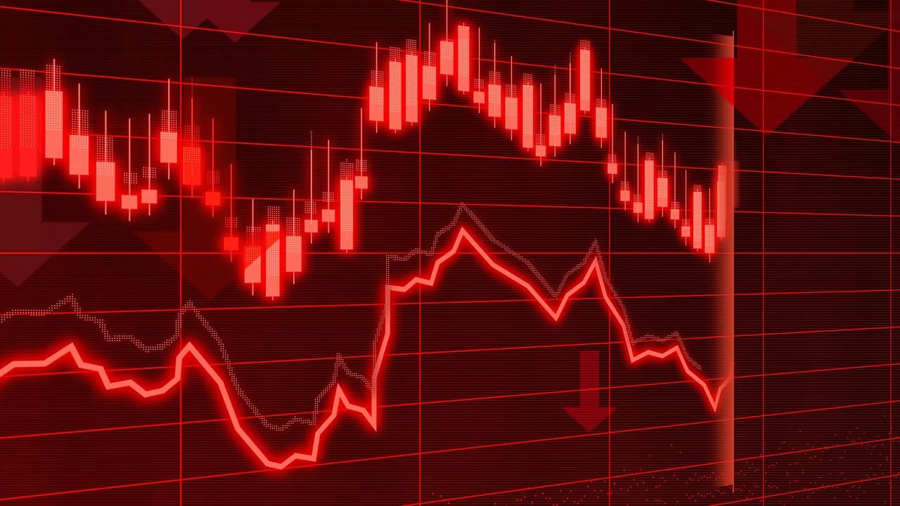 Global bank shares sink as contagion fears return