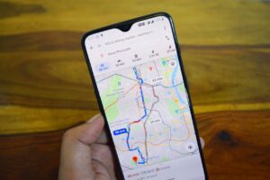 Google Maps reload or refreshing location on iOS