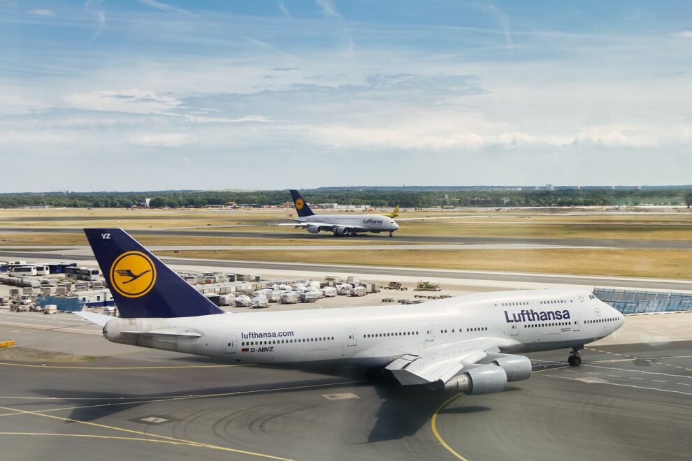 Lufthansa hit by major IT outage, flights cancelled