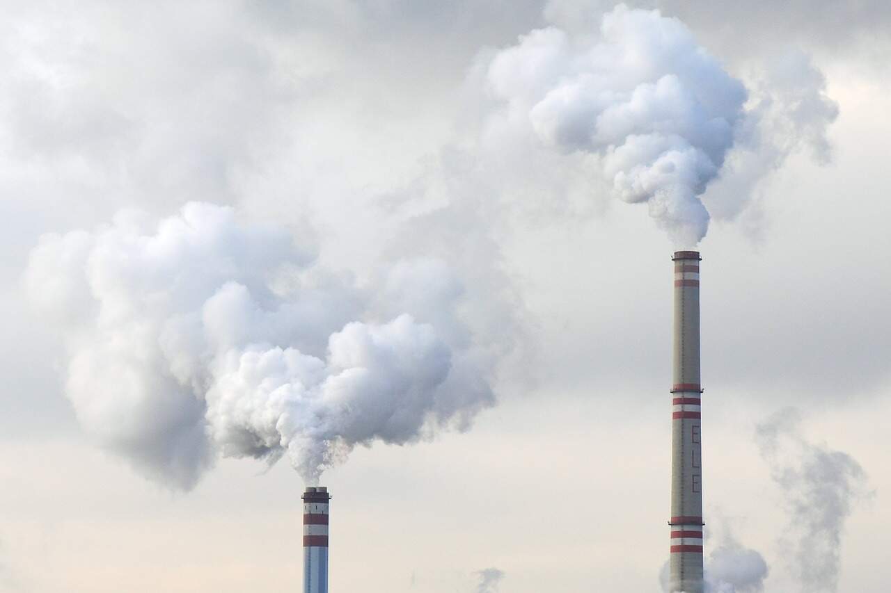 Building coal-fired power plants 'irresponsible': US climate envoy