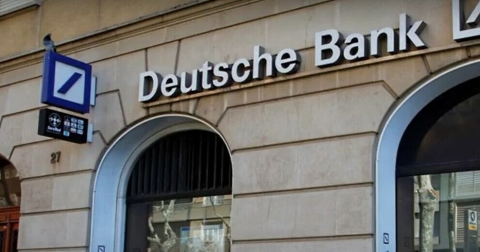 Deutsche Bank shares close more than 9 percent lower