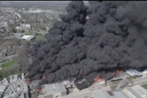 Thousands evacuated richmond fire