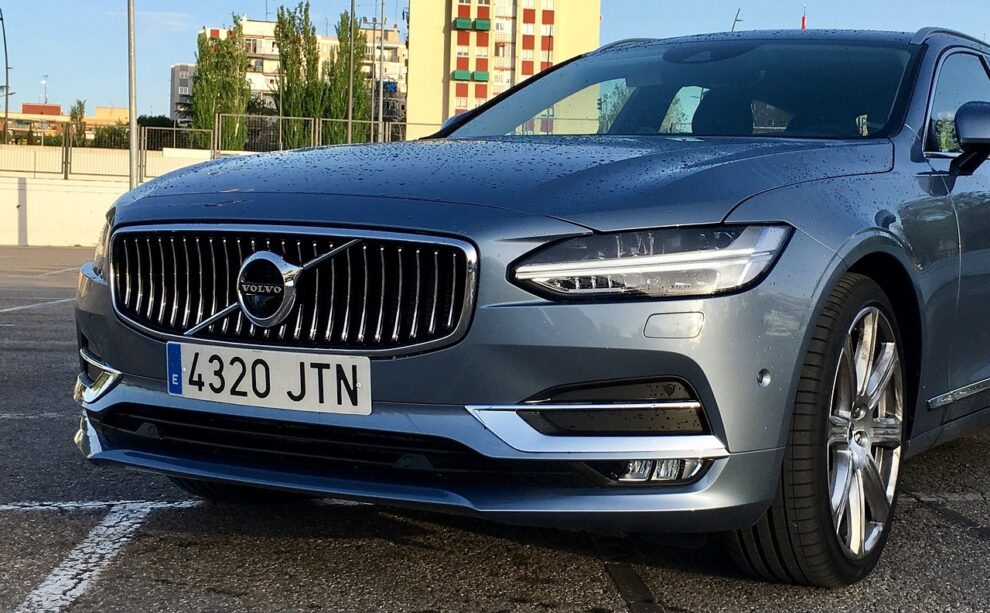 Volvo Cars says to cut 1,300 office jobs to reduce costs