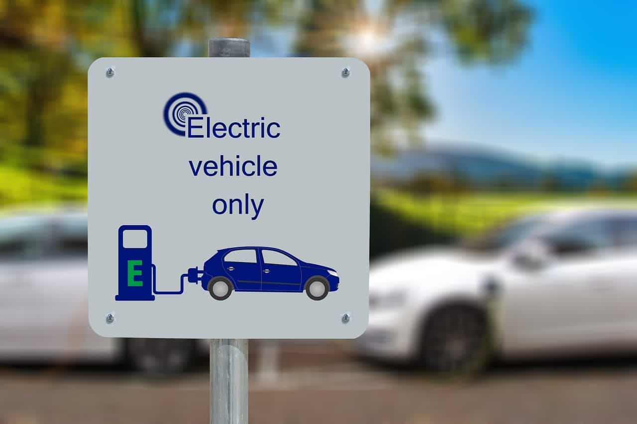 EU formally starts probe into Chinese electric cars subsidies