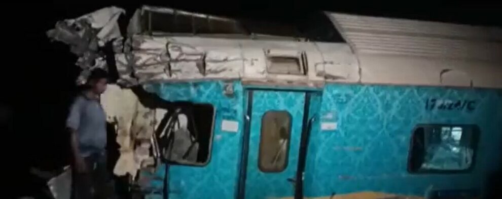 Fatalities feared, at least 132 injured in India train accident: reports