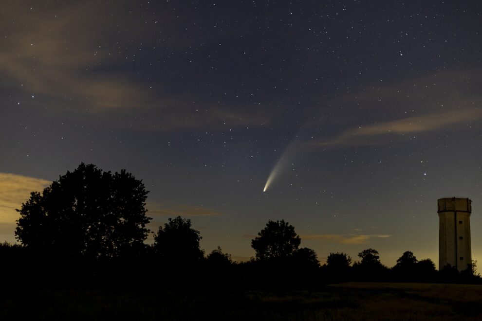 Newly discovered comet visible in night sky this weekend