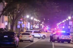 Philadelphia looting leads to multiple arrests
