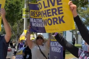 More than 75,000 US healthcare workers begin 3-day strike