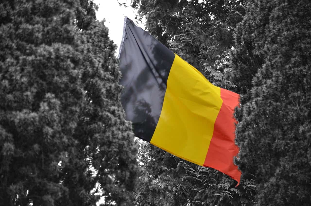 Knife-wielding man brussels Belgian prime minister belgium