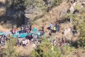 At least 30 people killed in Indian Kashmir bus crash: police