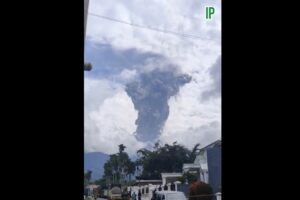 11 hikers dead after Indonesia volcano erupts, dozen still missing