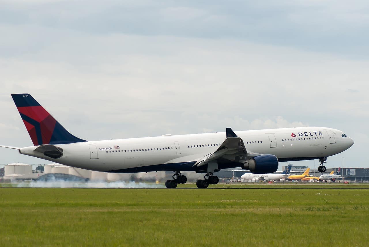 Delta Airlines Boeing 737 makes emergency landing in Aruba after engine catches fire after takeoff