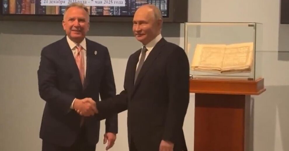 Trump tells Russia to 'get moving' on Ukraine as Witkoff meets Putin