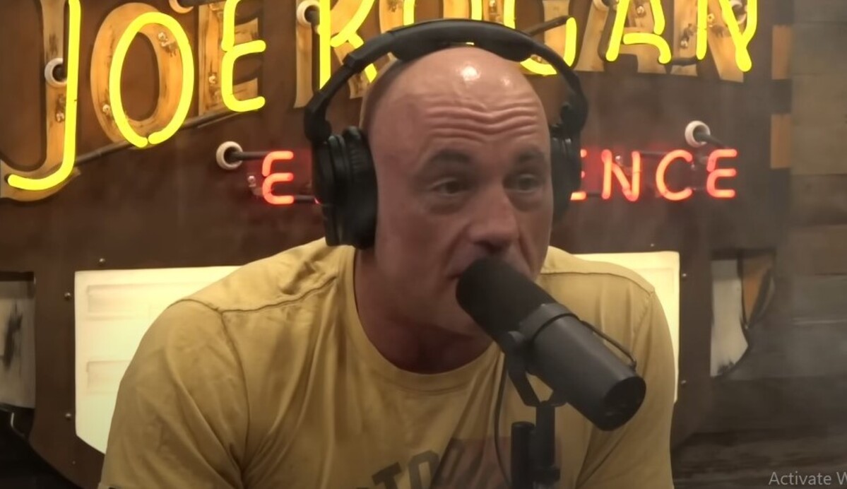 joe rogan alien probe earth