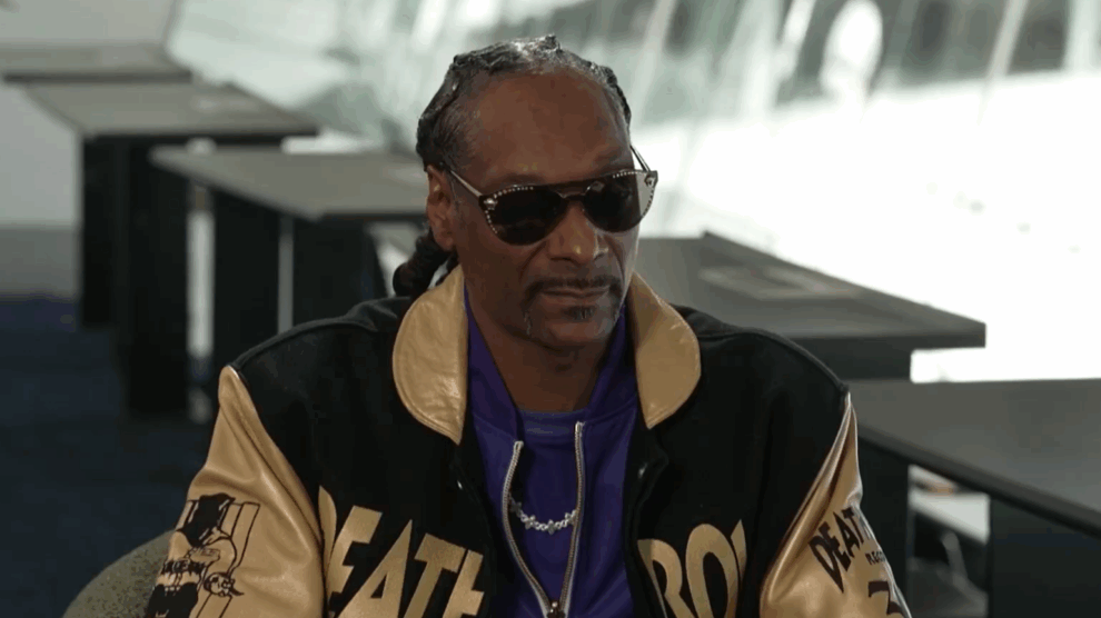 Snoop Dogg 'in love' with Australian Rules football