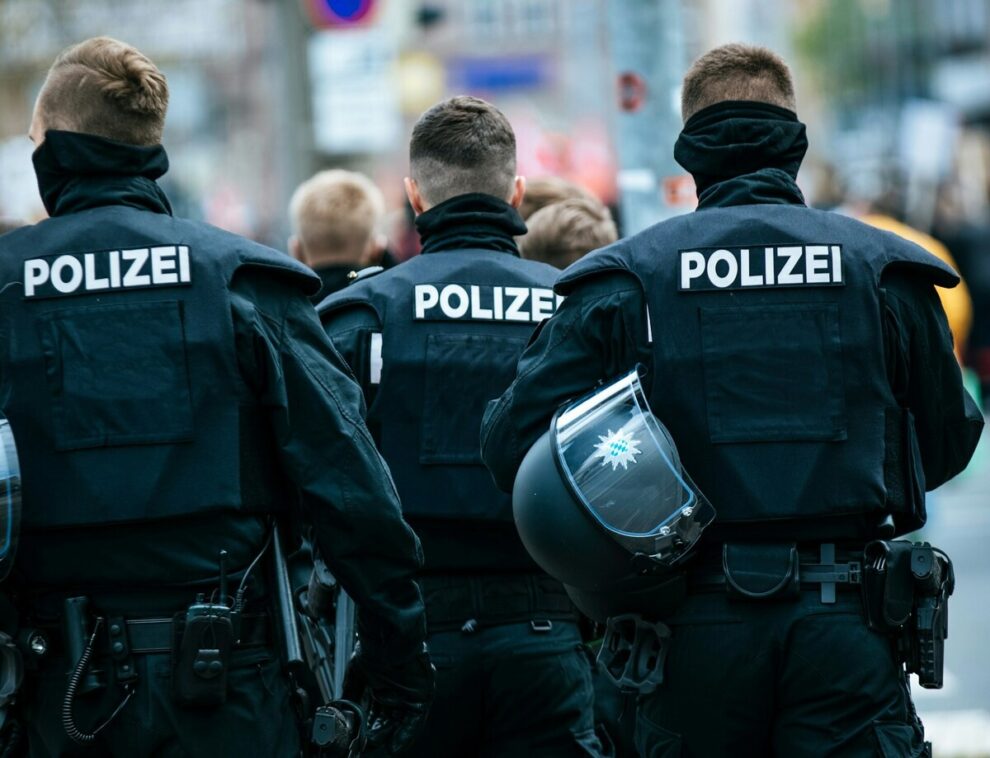 German police to get power to shoot down drones : minister