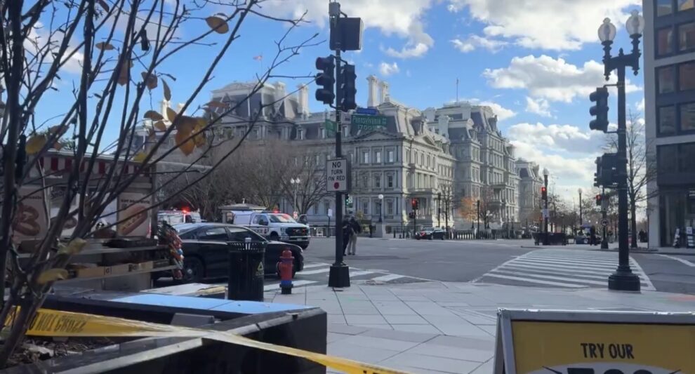 two national guard shot white house