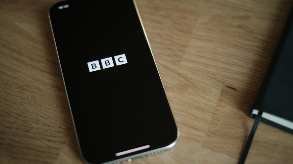 BBC News 'not institutionally biased': outgoing chief