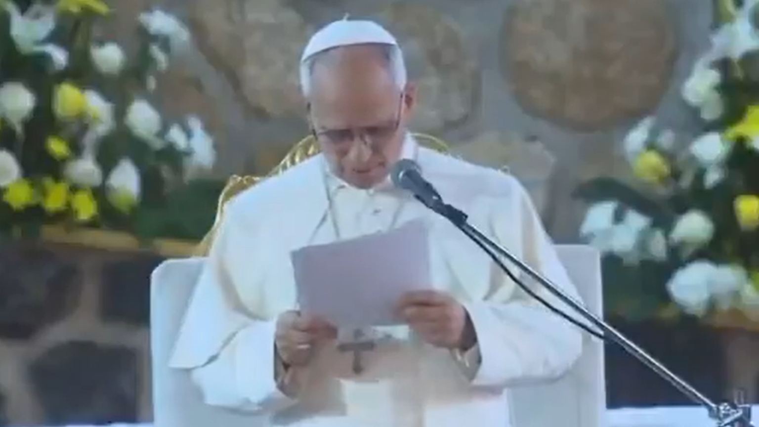 Pope condemns use of AI to fuel ‘polarisation, conflict, fear and violence’