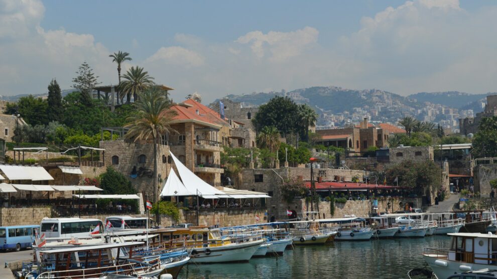 Israel urges all vessels to evacuate south Lebanon maritime area up to Tyre