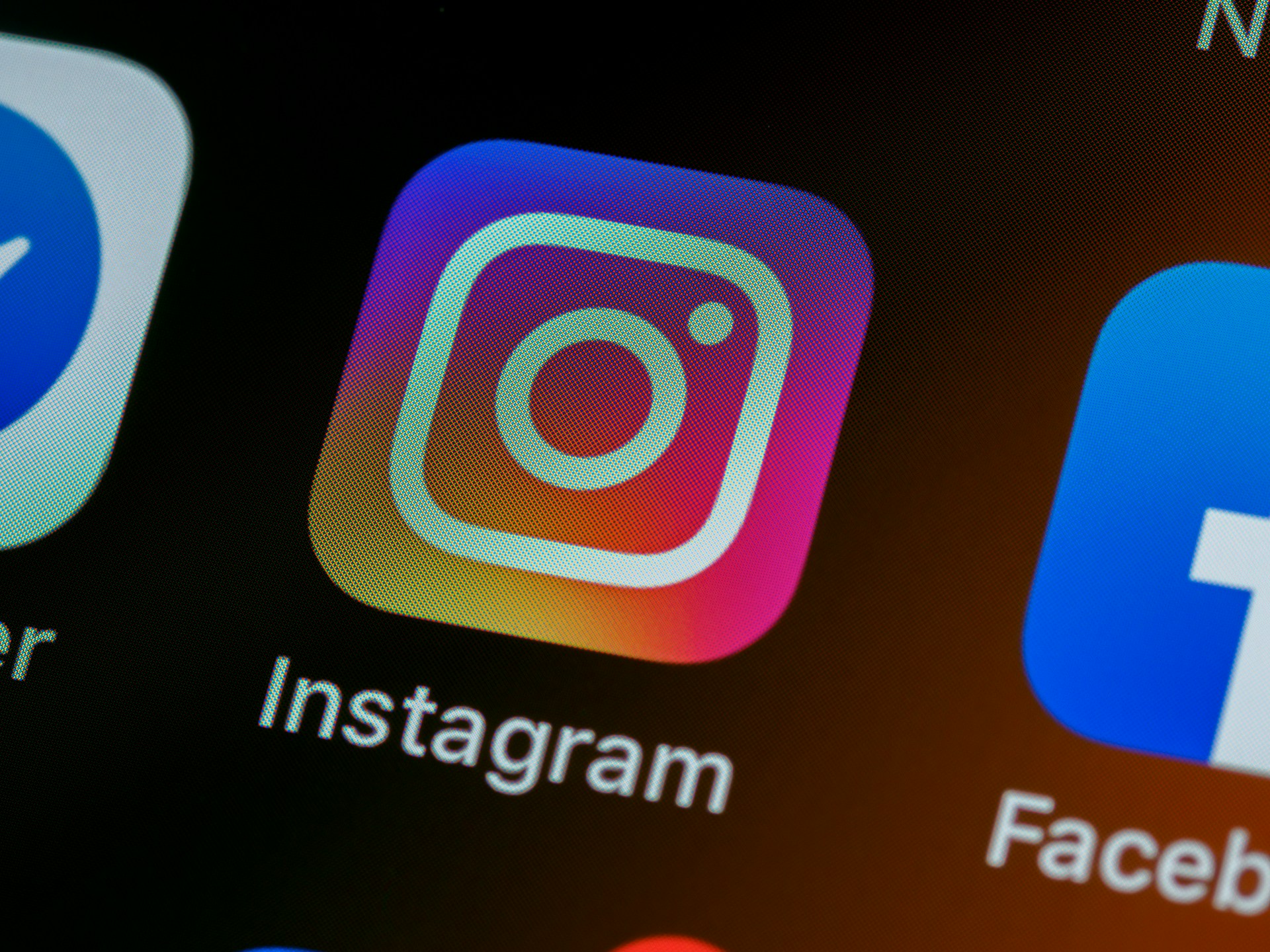 EU finds Meta failing to keep under-13s off Facebook, Instagram