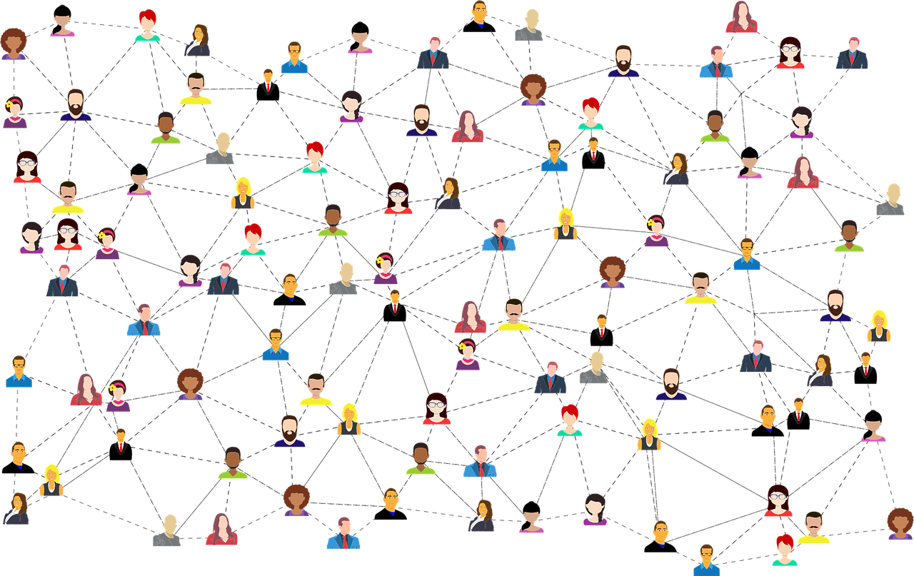 Why Niche Online Communities Are Growing in the Age of Global Platforms