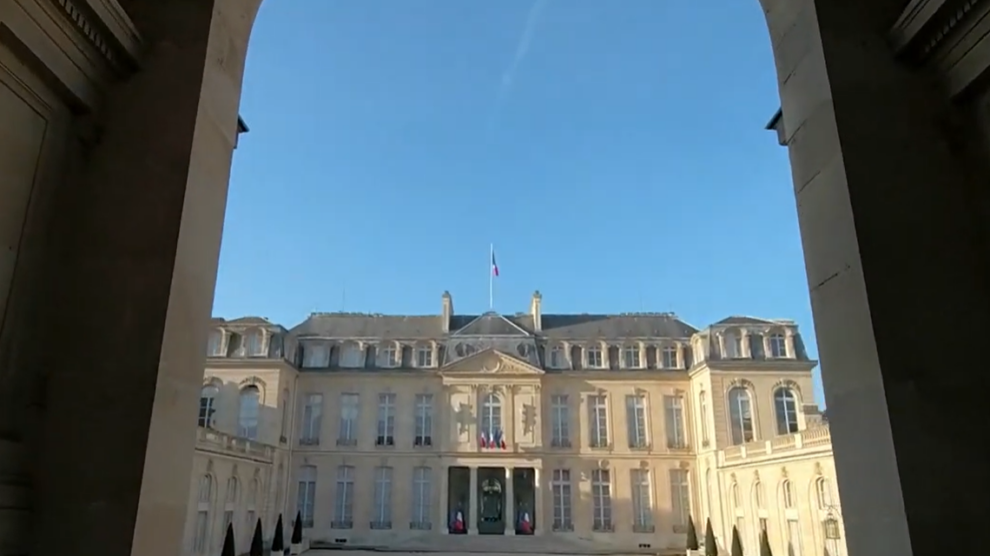 French investigators searched presidential palace in graft probe