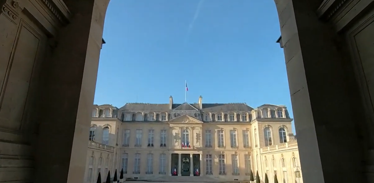 French investigators searched presidential palace in graft probe