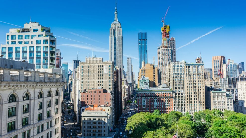 Manhattan rent hits record high above $5,000 per month