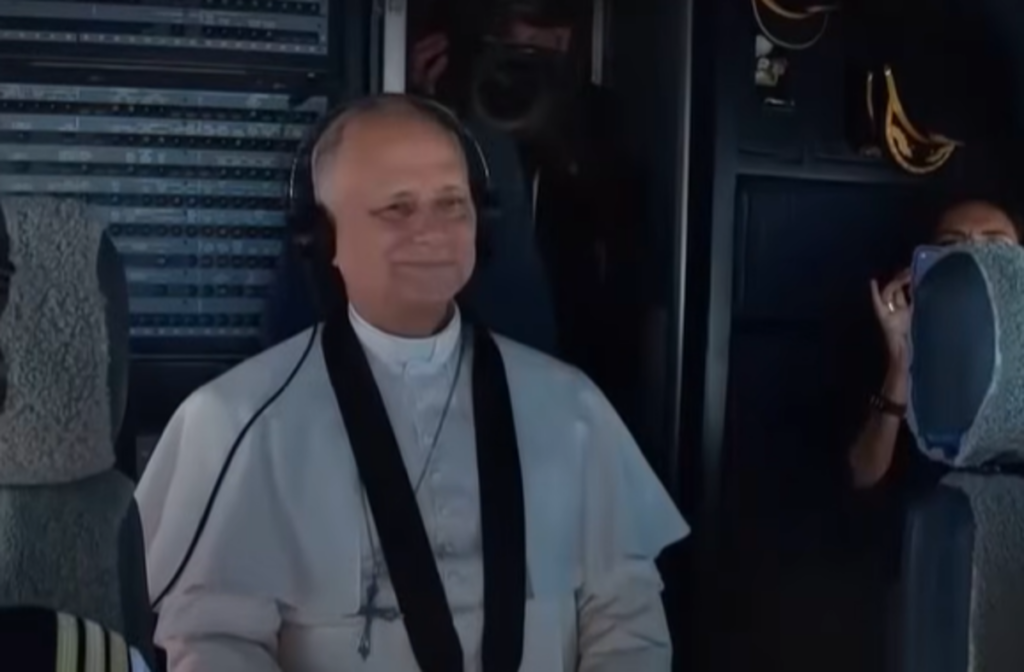 Pope exits plane on Spain's Canary Islands due to technical problem: AFP journalist
