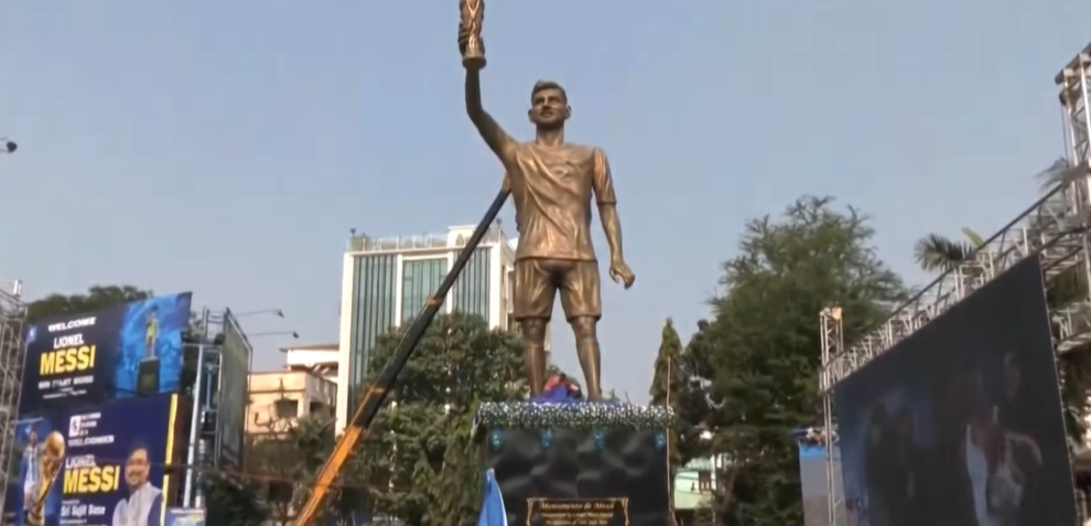 India takes down giant Messi statue over safety concerns