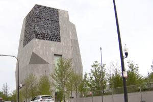 Obama's 'Star Wars' center touts his legacy