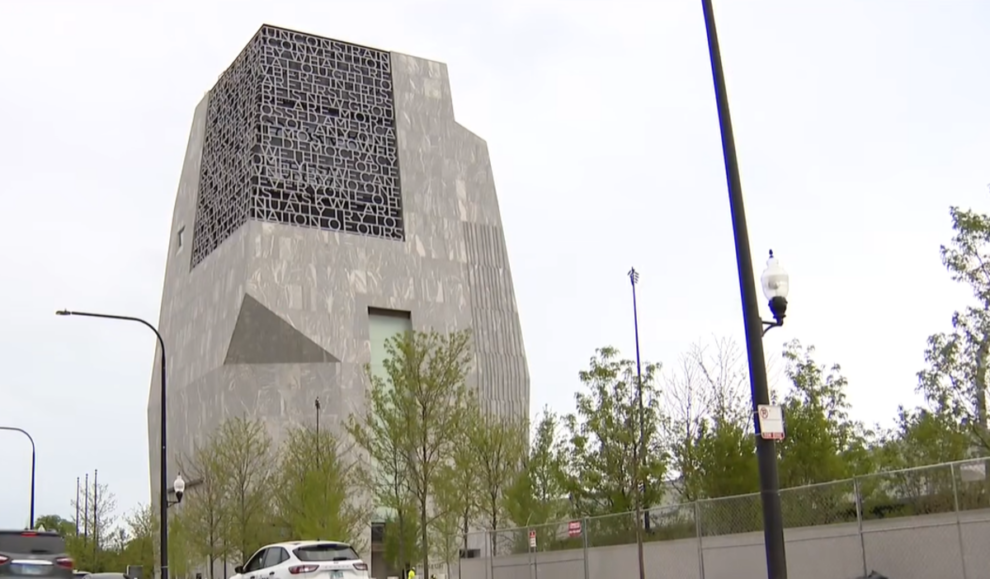 Obama's 'Star Wars' center touts his legacy