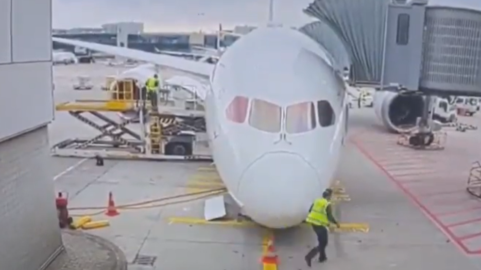Lufthansa Boeing jet tips onto its nose at German airport