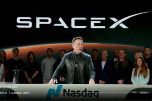Elon Musk world's first trillionaire after SpaceX debut: Bloomberg