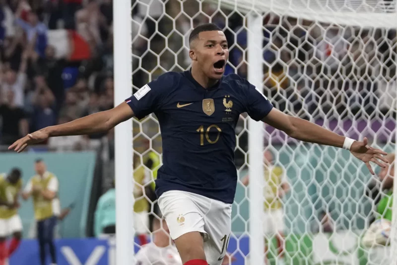 Top 10 Best Scorers in the Football World Cup